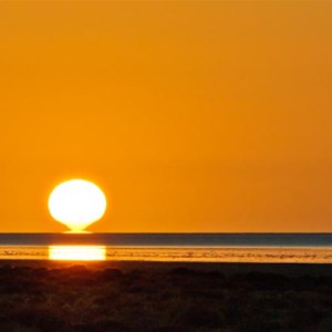 Sunrise on Lake Eyre Nth