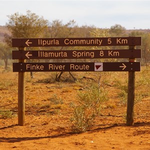 Illamurta Spring Access & Tk to Ernest Giles Rd