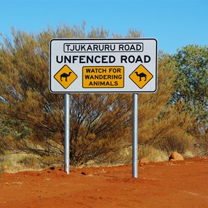 Tjukaruru Rd & Kata Tjuta Rd