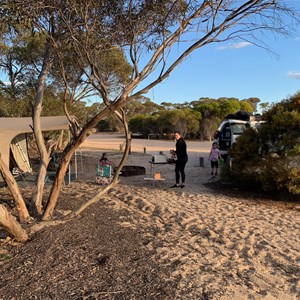 Pertendi Hut Campground