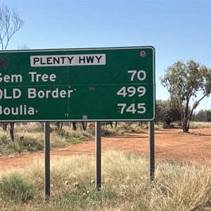Stuart Hwy & Plenty Hwy