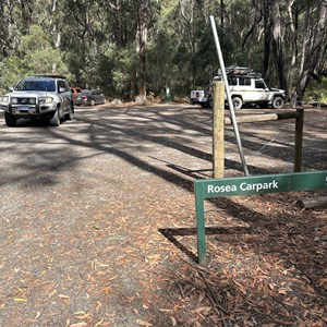 Rosea Carpark & Trailhead