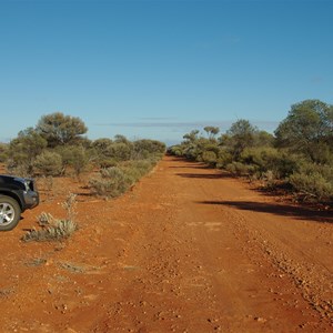 Plumridge Lakes Rd & Mallee Hen Rocks