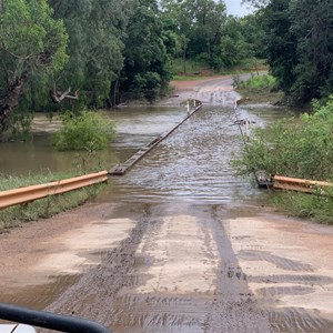 Wenlock crossing - river at 6.85m