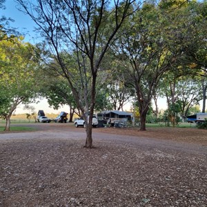 Manbulloo Homestead Caravan Park