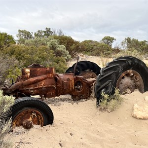 Tractor Beach Campground