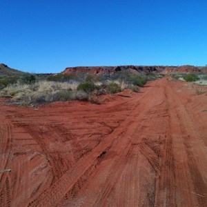 Main Track & Desert Queens Bath Access