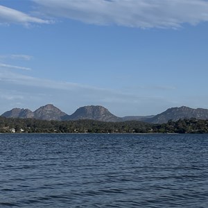 River and Rocks Rd Camping Area