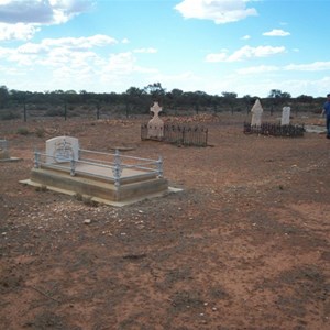 Lake Darlot Cemetery