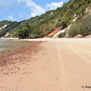 Elim Beach Coloured Sands