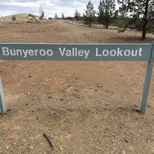 Bunyeroo Valley Lookout