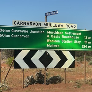 Butchers Tk & Carnarvon Mullewa Rd