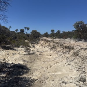 Gora Rd & Fisheries Rd