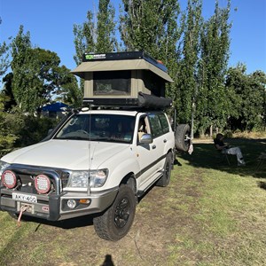 Snowtels Caravan Park