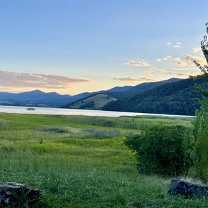Lakeside Caravan Resort