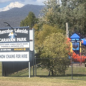 Lakeside Caravan Resort