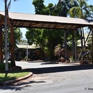 Ivanhoe Village Caravan Resort