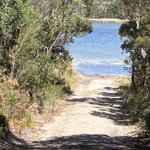 Moulting Bay Campground