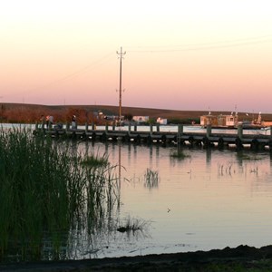 Narung Ferry Camp Grounds