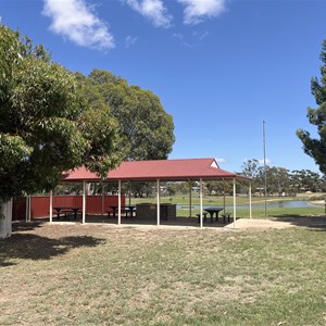 Lameroo Lakeside Caravan Park