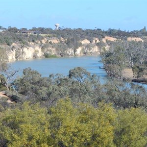 Looking west towards Waikerie