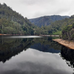 Reservoir reflections