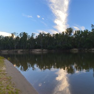 bourkes bend evening