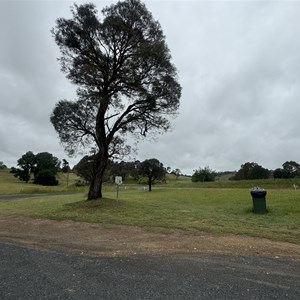 Tia River Rest Area