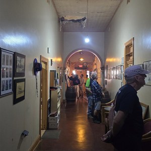 Grand Kookynie Hotel