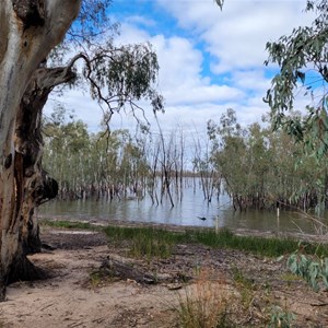 Lake Mournpall Campground