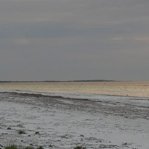 Wauraltee Beach