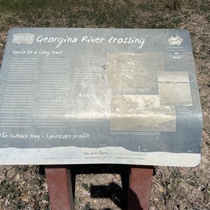 Donohue Hwy and Georgina River