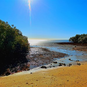 Gnoorea Point
