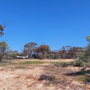 Baladjie Rock Campground