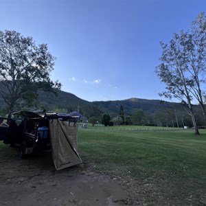 Somerset Dam Campground