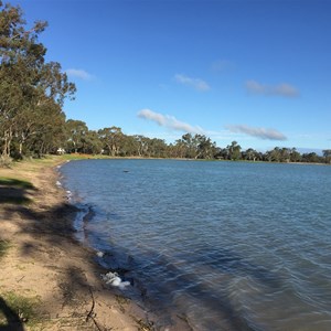 Lake Lascelles Rest Area