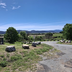 Numeralla River Rest Area