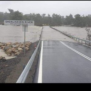 shoalhaven/oallens bridge at 9 meters