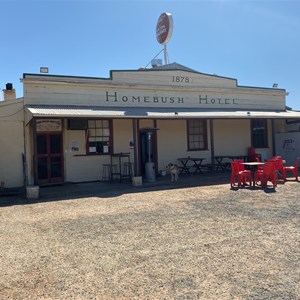 Homebush Hotel Campground