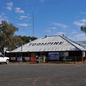 Toompine Hotel