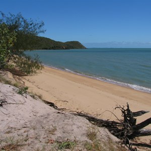 Beach at Cable Bay - May 2008